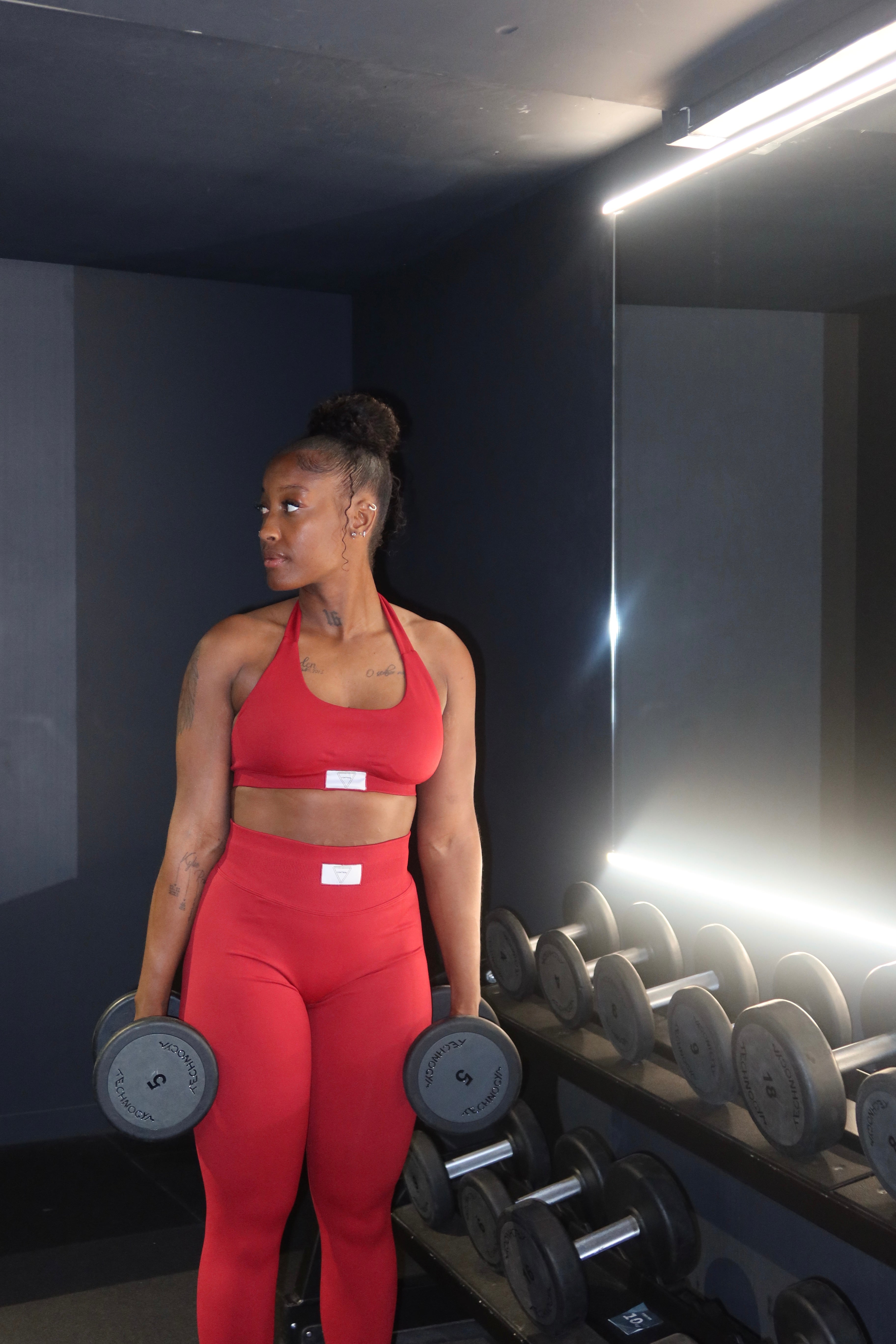 Ensemble de sport femme – Brassière & Legging rouge sculptant