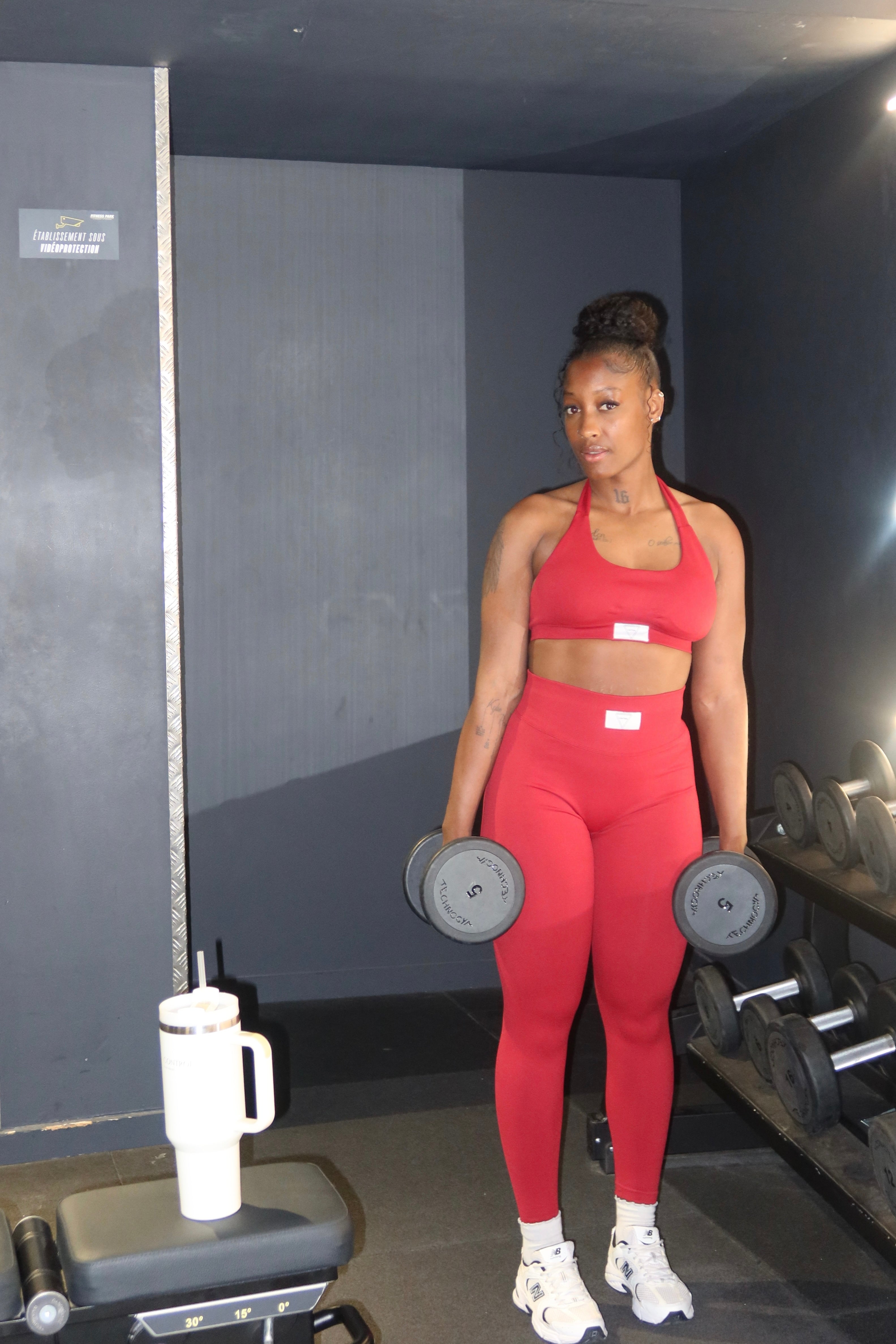 Ensemble de sport femme – Brassière & Legging rouge sculptant